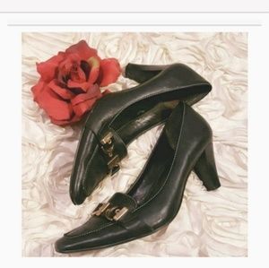 Nickles Womens Heels